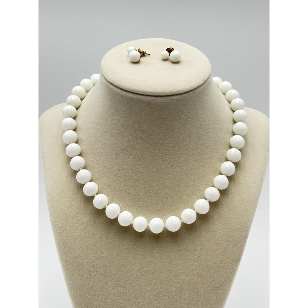 Monet White Bead Necklace Napier Stud Earrings Set Gold Tone Vintage 18"